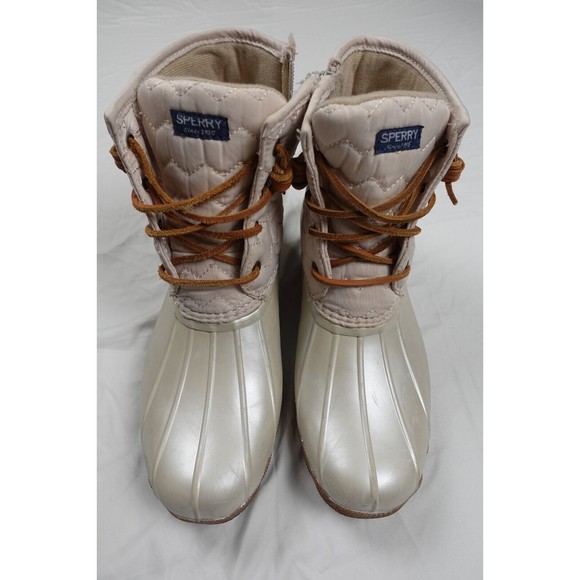 SPERRY Shoes - Sperry Saltwater White Pearl Quilted Duck Boots Size 6M US